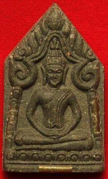 ขุนแผนหลังปรกใบมะขามเนื้อผงใบลาน หลวงปู่ทิม วัดพระขาว ปี42 ขุนแผนหลังปรกใบมะขามเนื้อผงใบลาน หลวงปู่ทิม วัดพระขาว ปี42