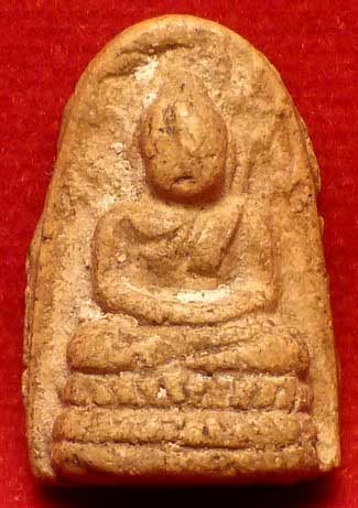 พระรอดละโว้ วัดกำแพง จ.ลพบุรี เนื้อผง (เนื้อเหลือง) ปี2482 พระรอดละโว้ วัดกำแพง จ.ลพบุรี เนื้อผง (เนื้อเหลือง) ปี2482