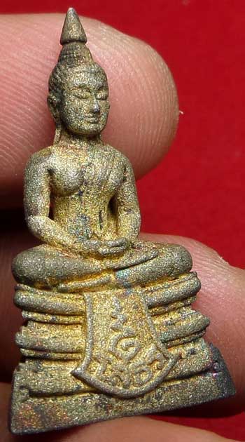 พระพุทธโสธร (หลวงพ่อโสธร) รุ่นประวัติศาสตร์ 80ปี กรมตำรวจ ปี2538 เนื้อเงินทรายประกาย หมายเลข 307420 พระพุทธโสธร (หลวงพ่อโสธร) รุ่นประวัติศาสตร์ 80ปี กรมตำรวจ ปี2538 เนื้อเงินทรายประกาย หมายเลข 307420