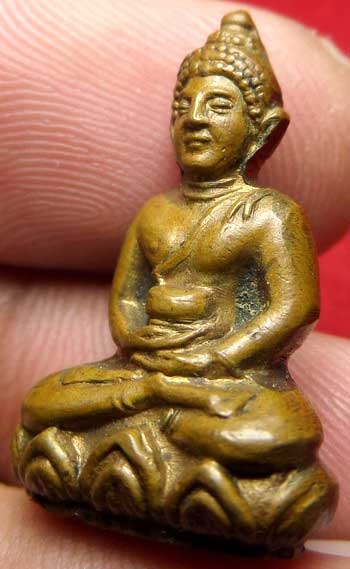 พระกริ่งกรมการรักษาดินแดน (กริ่ง ร.ด.) เนื้อทองเหลือง ปี2513 เจ้าคุณนรฯ วัดเทพศิรินทร์ กรุงเทพ อธิษฐานจิต พระกริ่งกรมการรักษาดินแดน (กริ่ง ร.ด.) เนื้อทองเหลือง ปี2513 เจ้าคุณนรฯ วัดเทพศิรินทร์ กรุงเทพ อธิษฐานจิต