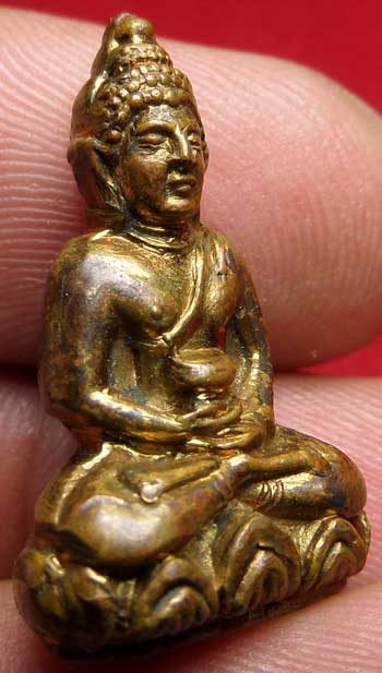 พระกริ่งกรมการรักษาดินแดน (กริ่ง ร.ด.) เนื้อทองเหลือง ปี2513 เจ้าคุณนรฯ วัดเทพศิรินทร์ กรุงเทพ อธิษฐานจิต พระกริ่งกรมการรักษาดินแดน (กริ่ง ร.ด.) เนื้อทองเหลือง ปี2513 เจ้าคุณนรฯ วัดเทพศิรินทร์ กรุงเทพ อธิษฐานจิต