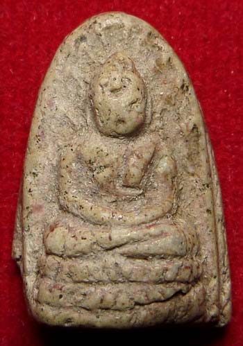 พระรอดละโว้ วัดกำแพง จ.ลพบุรี เนื้อผง (เนื้อขาว) ปี2482 พระรอดละโว้ วัดกำแพง จ.ลพบุรี เนื้อผง (เนื้อขาว) ปี2482