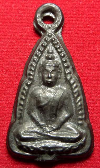 ชินราชก้ามปู เนื้อเมฆพัตร พิมพ์นิยมมีหู หลวงพ่อเงิน วัดดอนยายหอม จ.นครปฐม ประมาณ ปี248กว่า