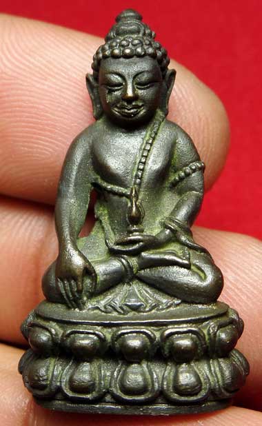 พระกริ่ง บางขุนพรหม ปี2531 วัดใหม่อมตรส (วัดบางขุนพรหม) กรุงเทพ เนื้อนวโลหะ พร้อมกล่องเดิม พระกริ่ง บางขุนพรหม ปี2531 วัดใหม่อมตรส (วัดบางขุนพรหม) กรุงเทพ เนื้อนวโลหะ พร้อมกล่องเดิม