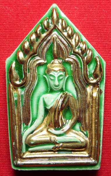 ขุนแผนแขนอ่อน รุ่น1 หลวงปู่ชื้น วัดญาณเสน จ.อยุธยา ปี2545 เนื้อขาวเคลือบเขียวเดินน้ำทอง หลังตะกรุดเงิน ขุนแผนแขนอ่อน รุ่น1 หลวงปู่ชื้น วัดญาณเสน จ.อยุธยา ปี2545 เนื้อขาวเคลือบเขียวเดินน้ำทอง หลังตะกรุดเงิน