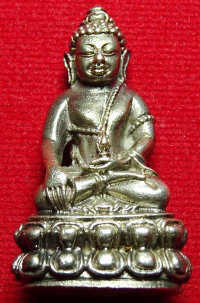 พระกริ่ง บางขุนพรหม ปี2531 วัดใหม่อมตรส (วัดบางขุนพรหม) กรุงเทพ เนื้อเงิน พร้อมกล่องเดิม พระกริ่ง บางขุนพรหม ปี2531 วัดใหม่อมตรส (วัดบางขุนพรหม) กรุงเทพ เนื้อเงิน พร้อมกล่องเดิม