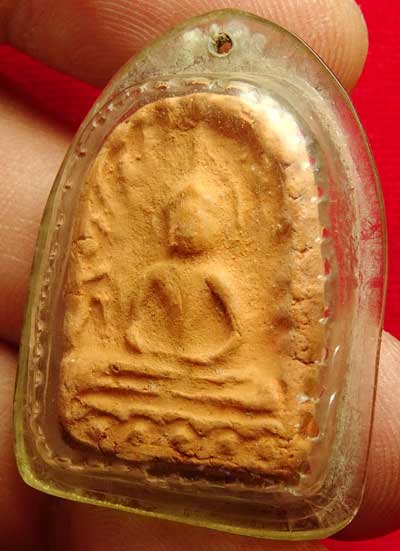 พระซุ้มกอ เนื้อดิน หลวงพ่อสว่าง วัดท่าพุทรา จ.กำแพงเพชร ปี2507 พร้อมเลี่ยมพลาสติก