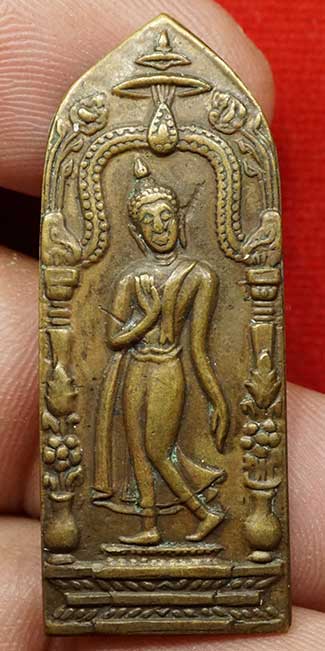 พระลีลาอัฏฐารส พิธีพระกริ่งนเรศวร ปี2507 จ.พิษณุโลก เนื้อทองเหลือง ตอกโค๊ด พระลีลาอัฏฐารส พิธีพระกริ่งนเรศวร ปี2507 จ.พิษณุโลก เนื้อทองเหลือง ตอกโค๊ด