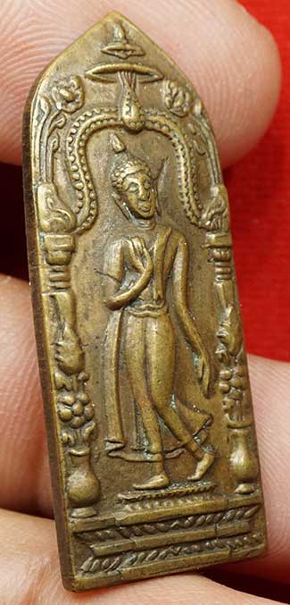 พระลีลาอัฏฐารส พิธีพระกริ่งนเรศวร ปี2507 จ.พิษณุโลก เนื้อทองเหลือง ตอกโค๊ด พระลีลาอัฏฐารส พิธีพระกริ่งนเรศวร ปี2507 จ.พิษณุโลก เนื้อทองเหลือง ตอกโค๊ด