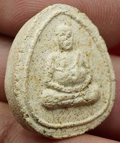 พระสังกัจจายน์ เนื้อผง หลวงปู่โต๊ะ วัดประดู่ฉิมพลี กรุงเทพ ปี2500-2510 พระสังกัจจายน์ เนื้อผง หลวงปู่โต๊ะ วัดประดู่ฉิมพลี กรุงเทพ ปี2500-2510