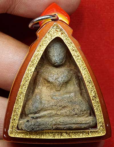 พระโบ้ เนื้อดิน จ.พระนครศรีอยุธยา พร้อมเลี่ยมพลาสติก 6 ชั้น เปิดหน้า พระโบ้ เนื้อดิน จ.พระนครศรีอยุธยา พร้อมเลี่ยมพลาสติก 6 ชั้น เปิดหน้า