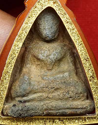 พระโบ้ เนื้อดิน จ.พระนครศรีอยุธยา พร้อมเลี่ยมพลาสติก 6 ชั้น เปิดหน้า พระโบ้ เนื้อดิน จ.พระนครศรีอยุธยา พร้อมเลี่ยมพลาสติก 6 ชั้น เปิดหน้า