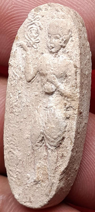 กุมารเทพกุมาร วัดนิมมานรดี กรุงเทพ เจ้าคุณพระวิจิตรพิพัฒโนดม อธิษฐานจิตจันทร์เพ็ญ เดือน 12 ปี2515 พร้อมกล่องกำมะหยี่ หลวงปู่โต๊ะ หลวงพ่อเต๋ ร่วมเสก กุมารเทพกุมาร วัดนิมมานรดี กรุงเทพ เจ้าคุณพระวิจิตรพิพัฒโนดม อธิษฐานจิตจันทร์เพ็ญ เดือน 12 ปี2515 พร้อมกล่องกำมะหยี่ หลวงปู่โต๊ะ หลวงพ่อเต๋ ร่วมเสก
