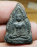 เหรียญหล่อชินราชเข่าจม หลังเรียบ หลวงพ่อเงิน วัดดอนยายหอม จ.นครปฐม เนื้อแร่ ประมาณปี 2482-84 (ก่อนเนื้อทองผสม)