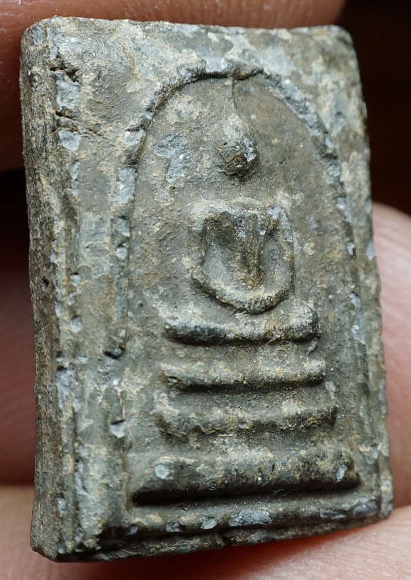 พระสมเด็จคะแนน หลวงปู่เทียน วัดโบสถ์ จ.ปทุมธานี ปี2509 เนื้อผงใบลาน พระสมเด็จคะแนน หลวงปู่เทียน วัดโบสถ์ จ.ปทุมธานี ปี2509 เนื้อผงใบลาน