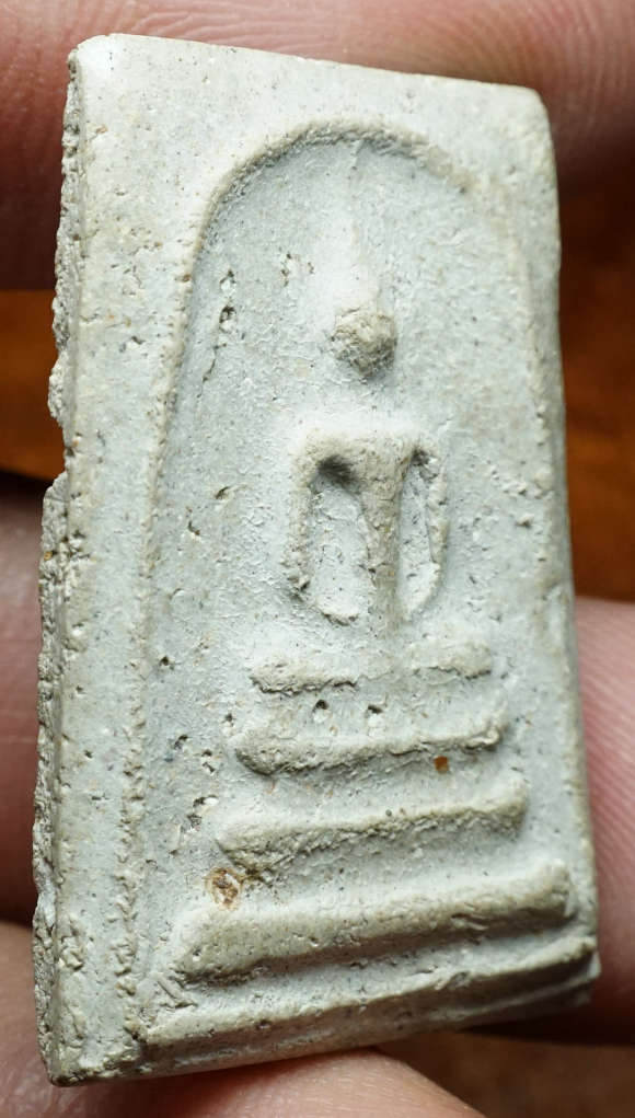 พระสมเด็จหลวงตาพัน วัดใหม่อมตรส (วัดบางขุนพรหม) กรุงเทพ ปี2502 พิมพ์ใหญ่ (แบบที่ 1)